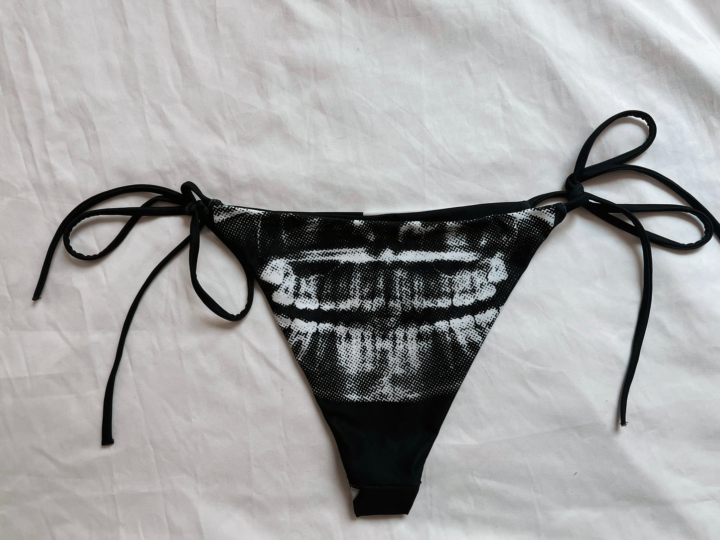 X-ray bikini