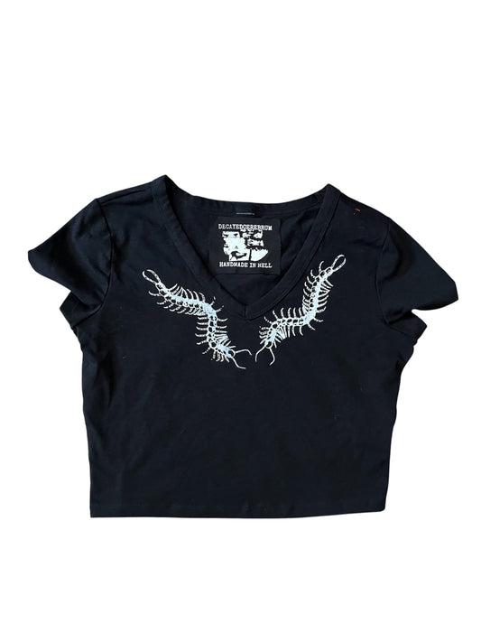 Centipede V-neck cropped tee reject