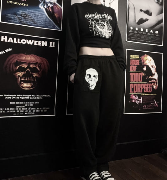 Skull sweatpants!